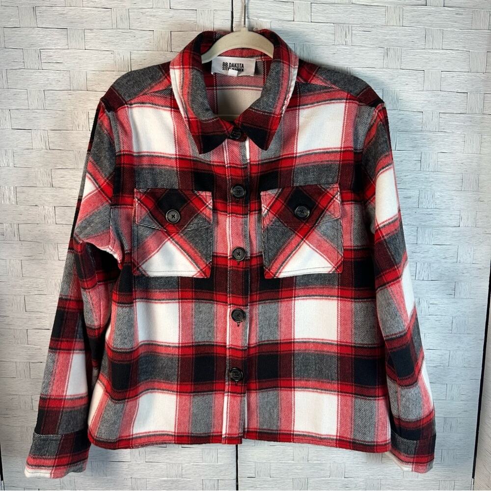 BB DAKOTA Steve Madden flannel shacket button down plaid red white black